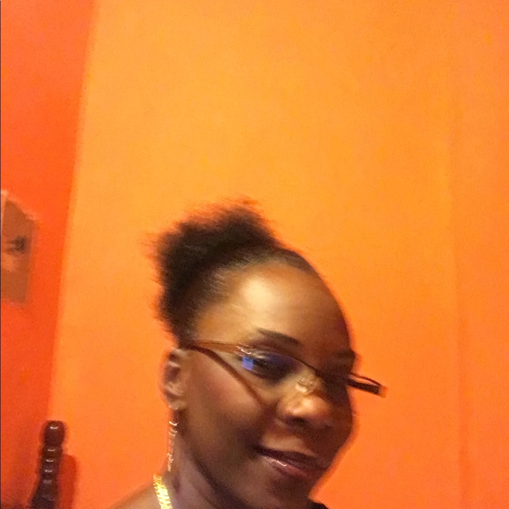 Meet your Posher, Patricia